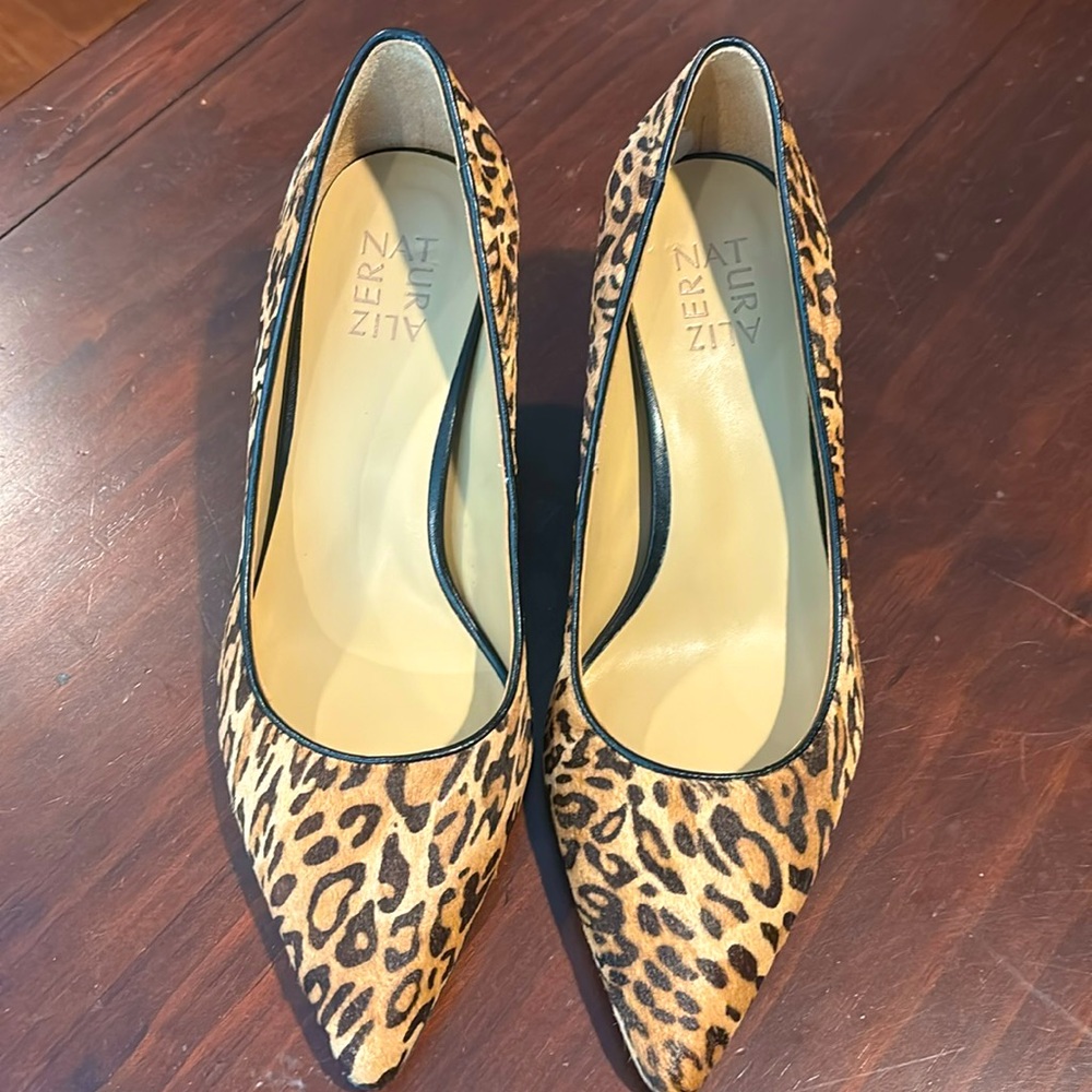 Women’s Calf Hair Pumps Kitten Heel Size 8.5 W US by Naturalizer